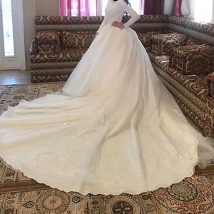 2019 Princess Ball Gown Wedding Gown